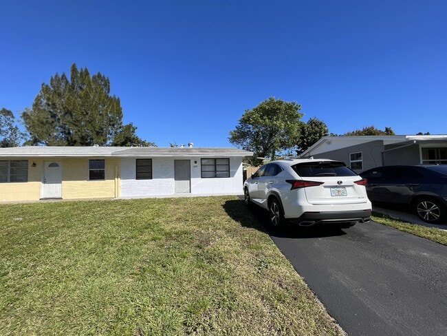 Photo - 6301 SW 20th St