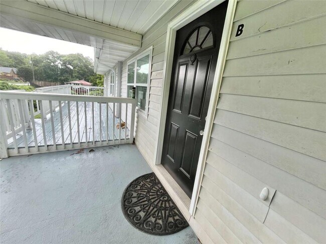 Photo - 4415 Oak St