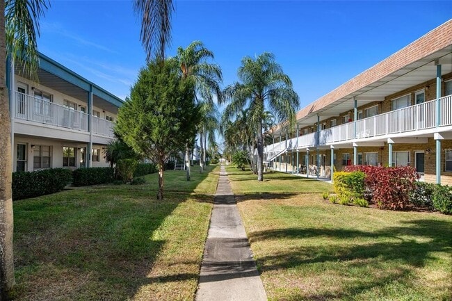 Photo - 5217 81st St N Unit 14