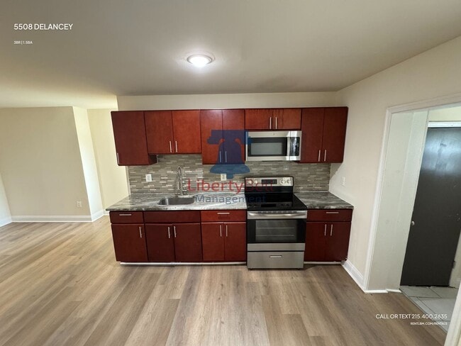 Photo - 5508 Delancey St