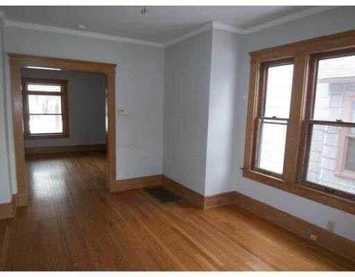 Photo - 112 E Davis Ave