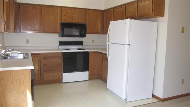 Photo - 1829 Earl Rd