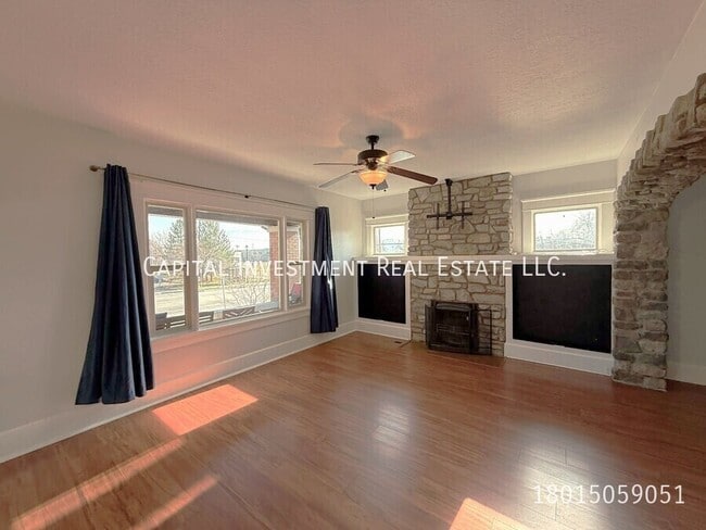 Photo - 1386 S 900 W