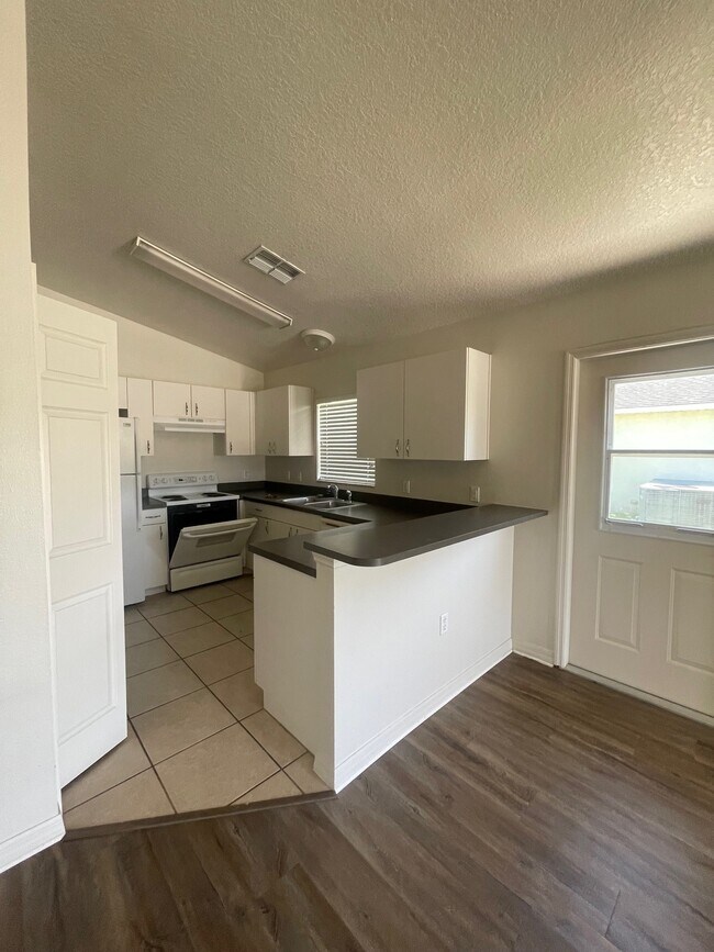 Photo - 5848 8th St Unit 5854