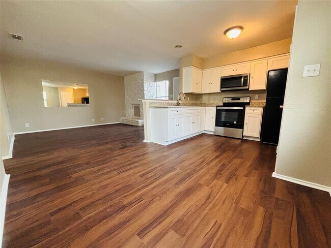 Photo - 503 Hardin Ct