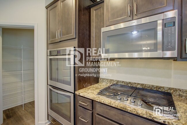 Photo - 104 Elliott Creek Ln