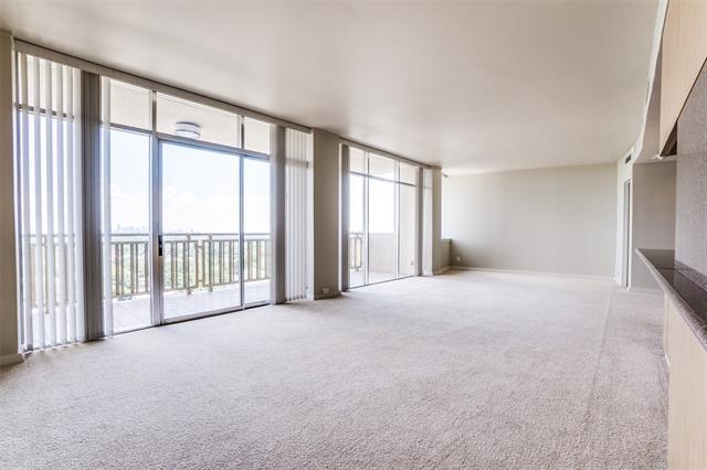 Photo - 6211 W Northwest Hwy Unidad 1401