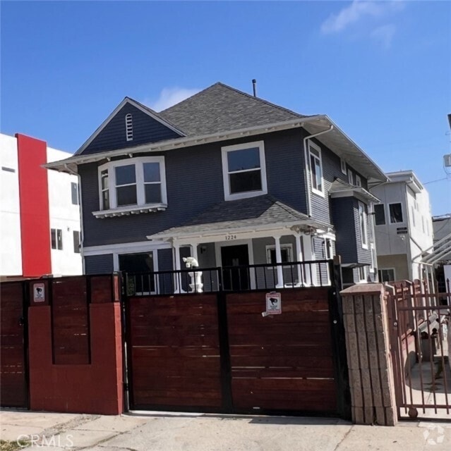 Building Photo - 1222 W 35th St Rental
