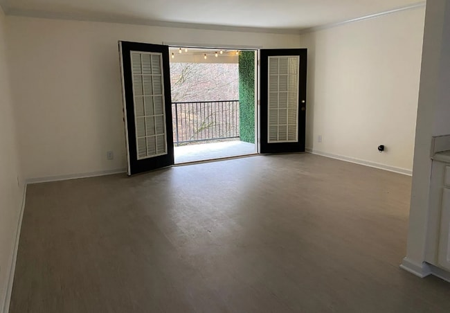 Photo - 3615 Essex Ave