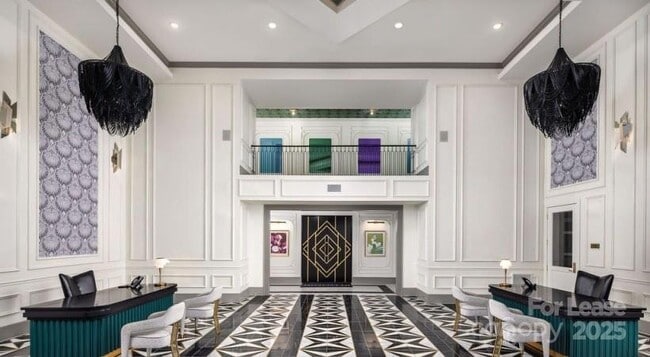 Photo - 2408 South Blvd Unidad B2