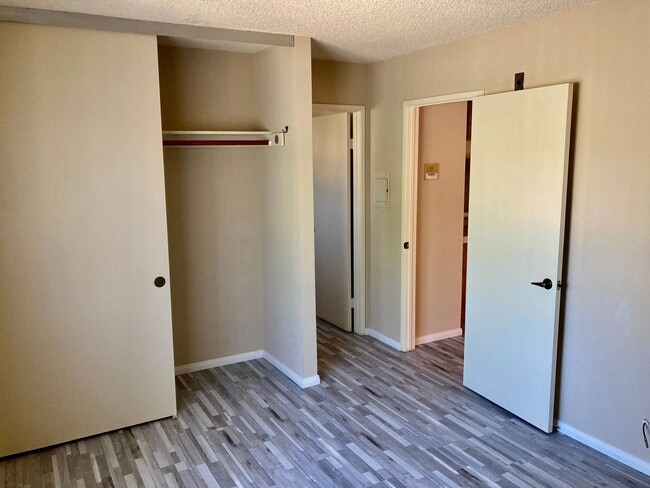 Photo - 55 and older 1 Bed, 1 Bath North Park $500... Unidad 13