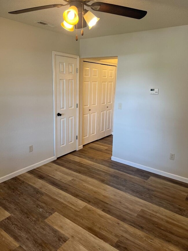 Photo - 504 N Grant St