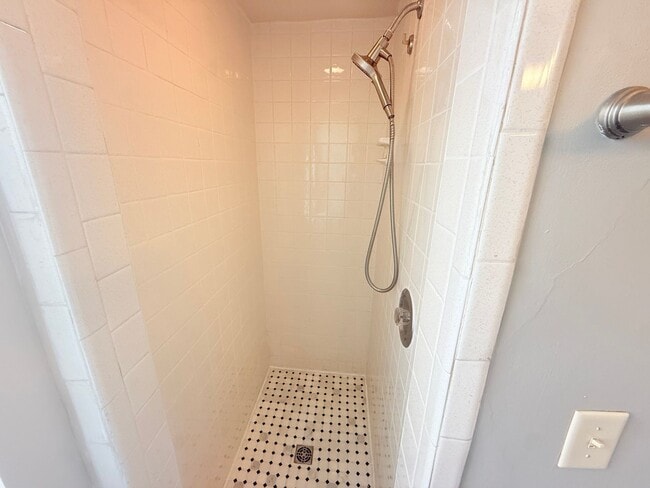 Photo - 3650 E Barnard Ave