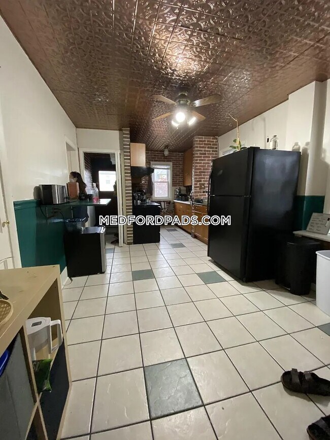 Photo - 141 George St Unit 1