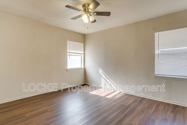 Photo - 3421 S University Dr