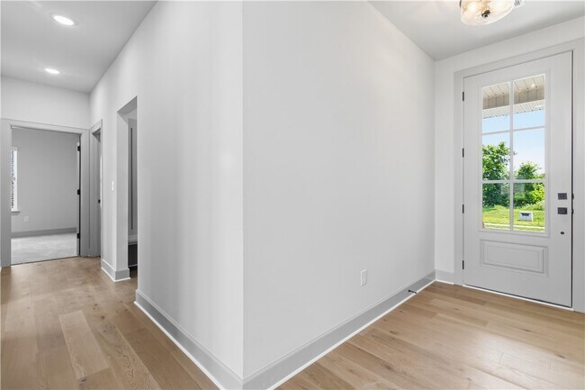 Photo - 1041 Whistler St