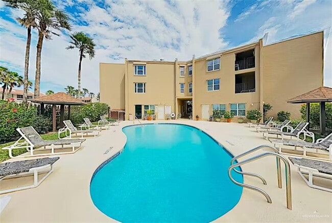 11 E Coronado Dr