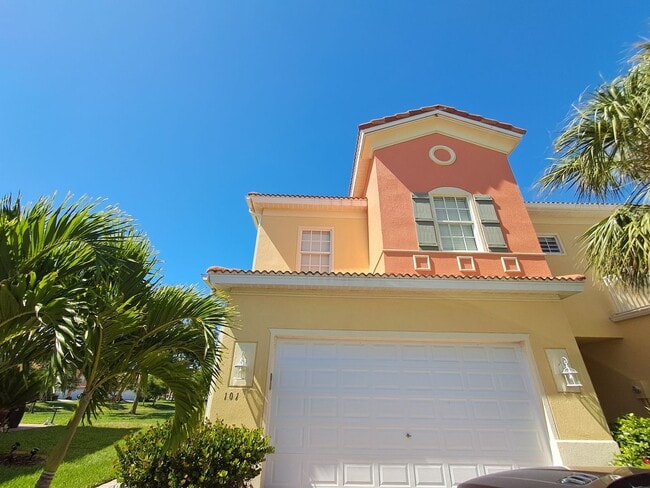 Building Photo - 16228 Via Solera Cir Rental