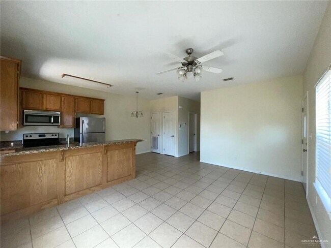 Photo - 20 Phoenix St