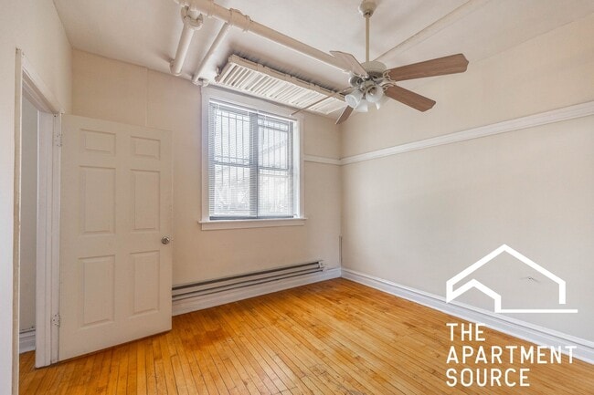Photo - 947 W Cornelia Ave Unidad GDN