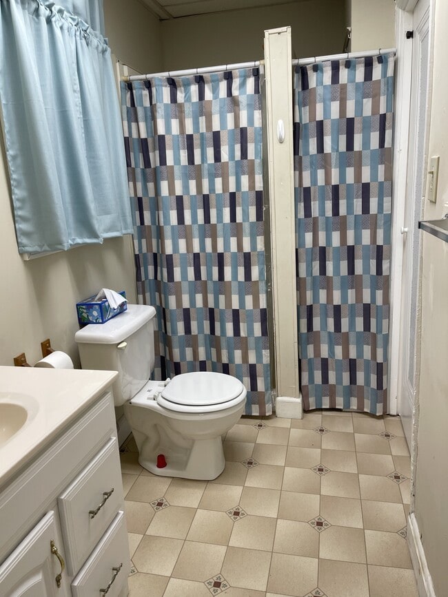 Photo - 21 Allen Avenue