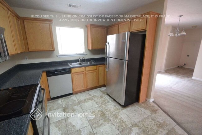 Photo - 65 Kenzi Way SW