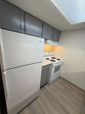 Photo - Nice 1 Bedroom 1 Bathroom Condo in Golden with Pool!! Available NOW!!