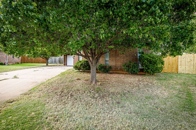 Photo - 6023 SW Park Ave