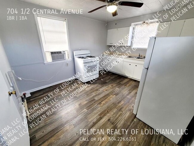 Photo - 704 1/2 Central Avenue-