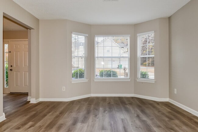 Photo - 6686 Pole Creek Dr