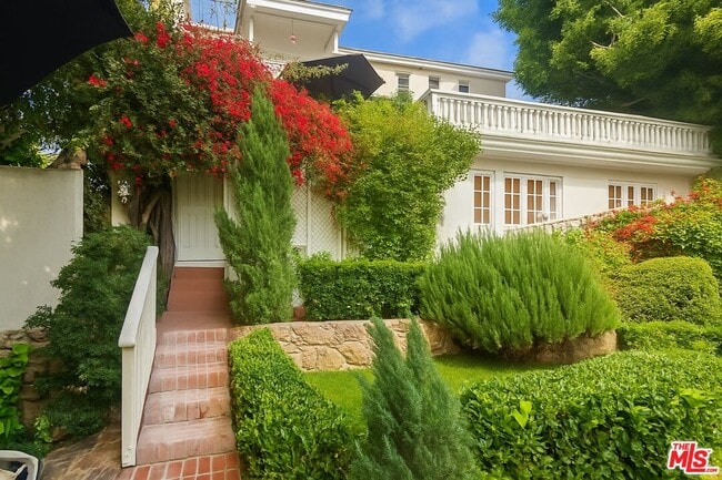 Building Photo - 8296 Presson Pl