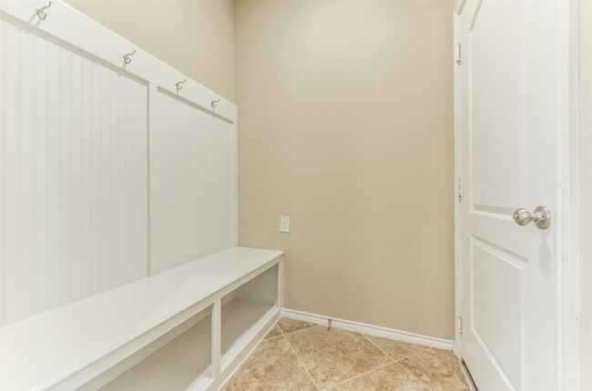 Photo - 248 Clementine Ct