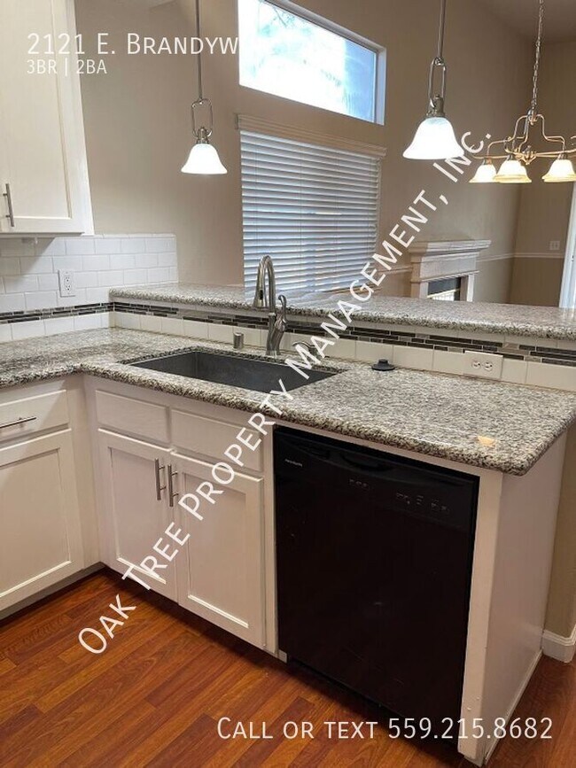 Photo - 2121 E Brandywine Ln