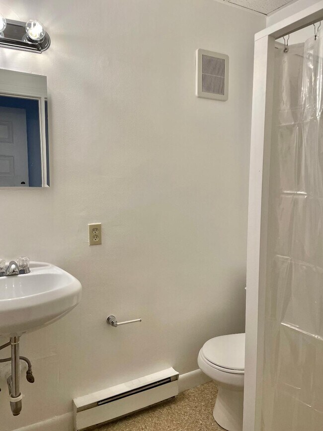 Photo - 849 Beacon St