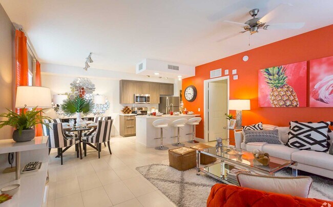 Sala de estar, comedor y cocina