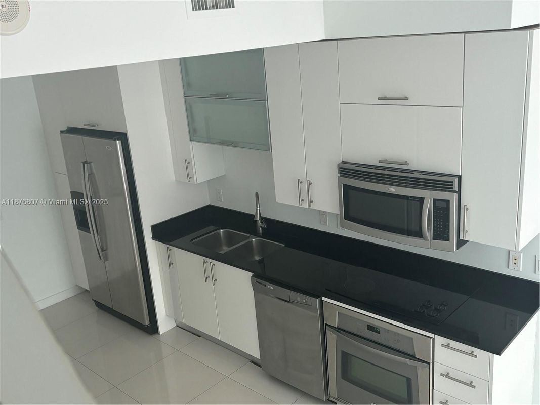 Photo - 60 SW 13th St