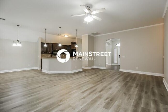 Photo - 3 Bedroom Pet-Friendly Home in Edmond, OK ...