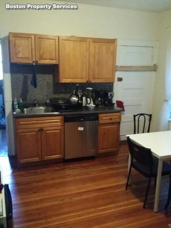 Photo - 67 Hillside St Apartments Unit 3