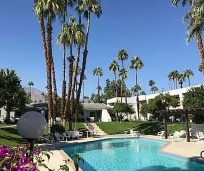 Photo - 5301 E Waverly Dr Unidad 127