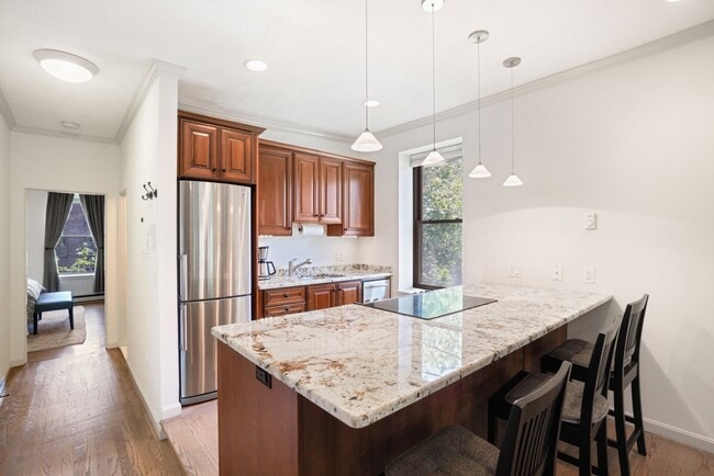 Photo - 231 W Newton St Unit 4