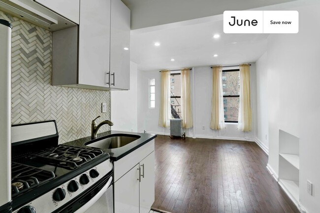 Photo - 534 E 14th St Unit 12