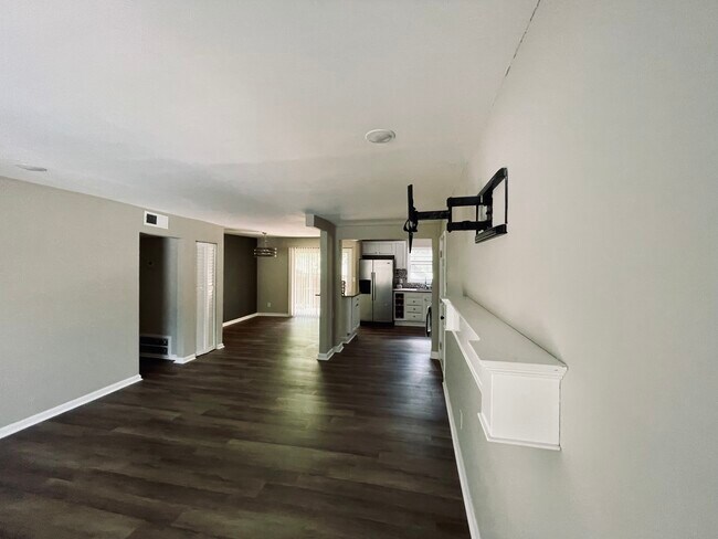 Photo - 3190 Abbeywood Dr Unit 3190 Abbeywood Dr