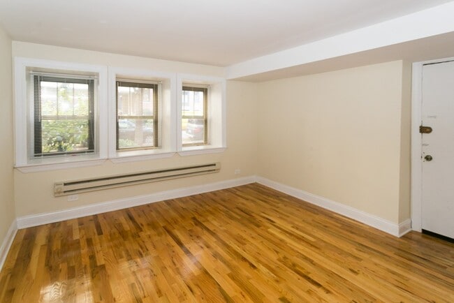 Photo - 1314 N Dearborn St Unidad 001