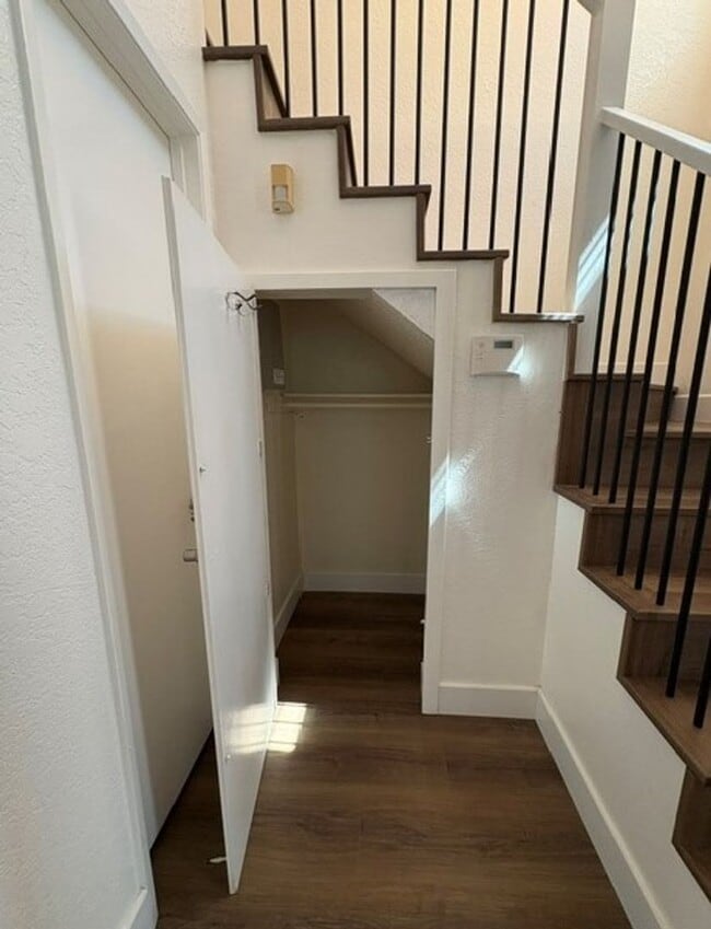 514 Avenida Presidio