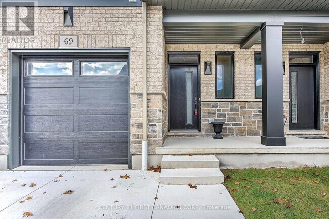 Photo - 601 Lions Park Dr