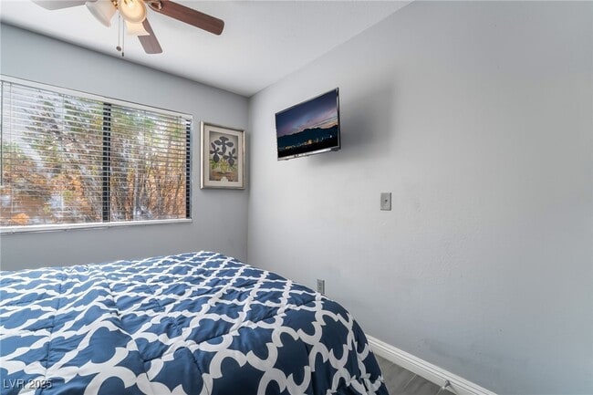 Photo - 7076 Gunslinger St