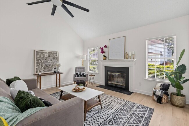 Photo - 137 Sea Cotton Cir