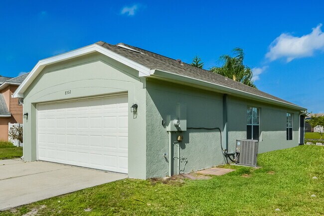 Photo - 8562 Fort Thomas Way