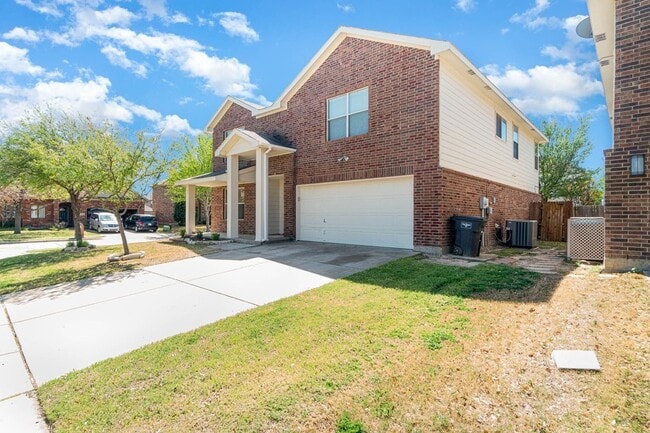 Photo - 4956 Thorn Hollow Dr