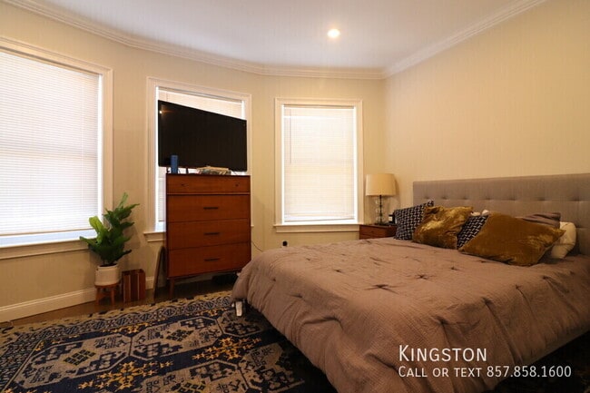 Photo - 17 Walk Hill St Unidad 1R